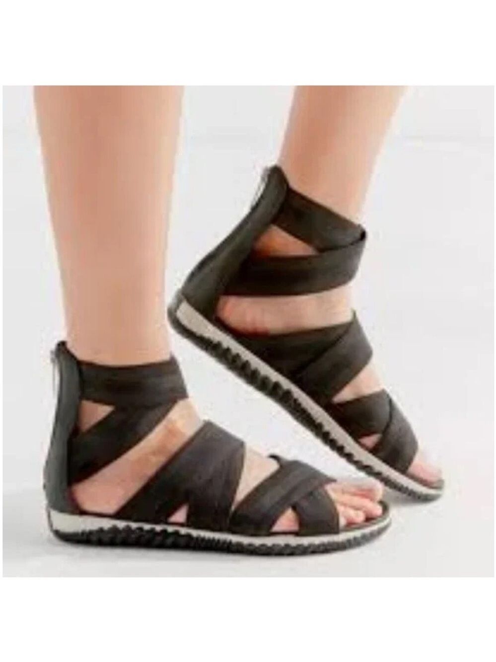 Sorel Out 'N About Plus Strappy Black Sandals size 6